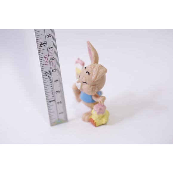Easter Bunny PVC Figure Holding Paintbrush with Chick 1980s Toy, 251028-WH 289 - Picture 5 of 5